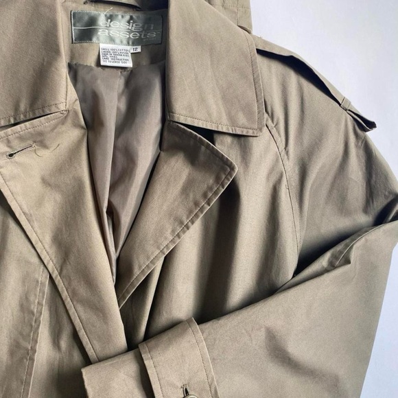 SOLD - Picture 2 of 8